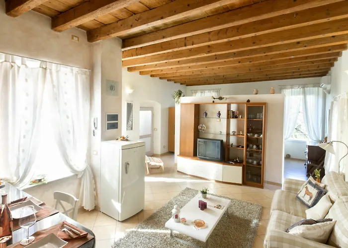 Antiche Rive Holidays Aparthotel Salò