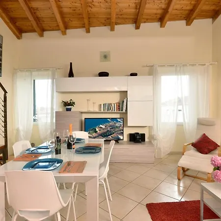 Aparthotel Antiche Rive Holidays 4*