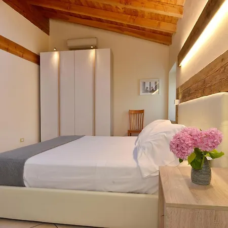 Antiche Rive Holidays 4*