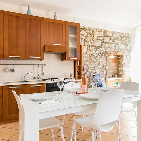 Antiche Rive Holidays 4* Salò