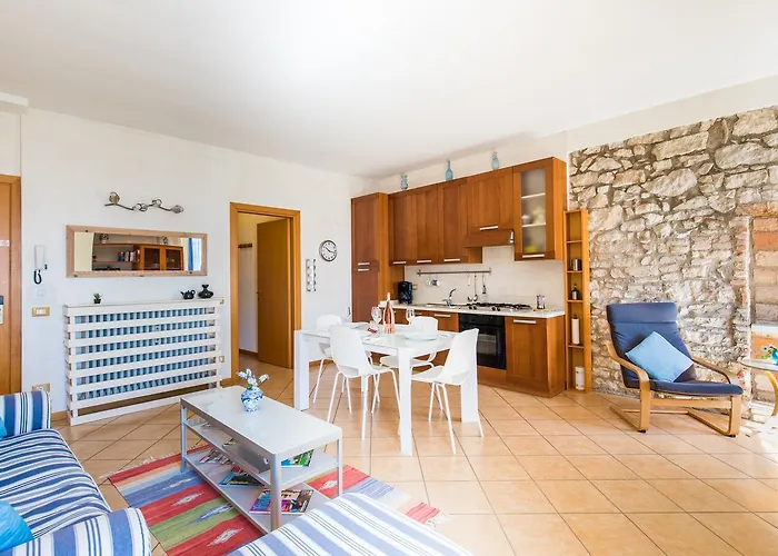 Antiche Rive Holidays Apartmanhotel Salò