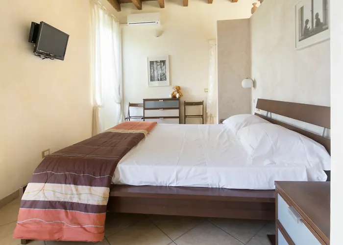 Antiche Rive Holidays