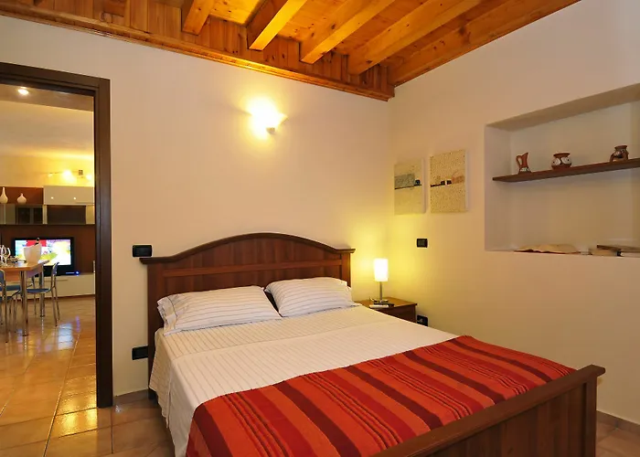 Antiche Rive Holidays Apartmanhotel Salò