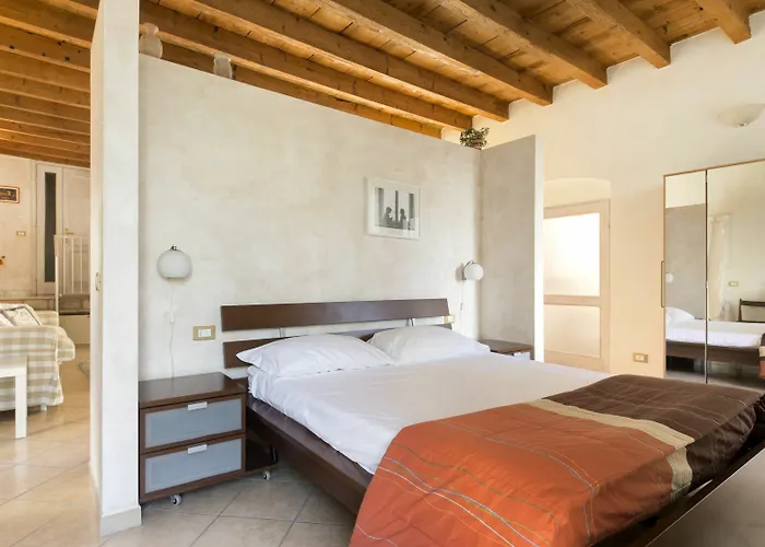 Antiche Rive Holidays