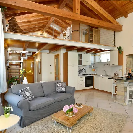 Antiche Rive Holidays Ξενοδοχείο με διαμερίσματα 3*