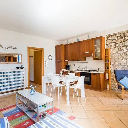 Antiche Rive Holidays Ξενοδοχείο με διαμερίσματα Salò